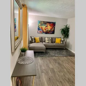 Luxury Townhome 20 Min To Music City, Nashville